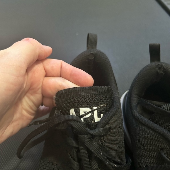 APL techloom pro w knit black shoes size 9.5 - Picture 8 of 12